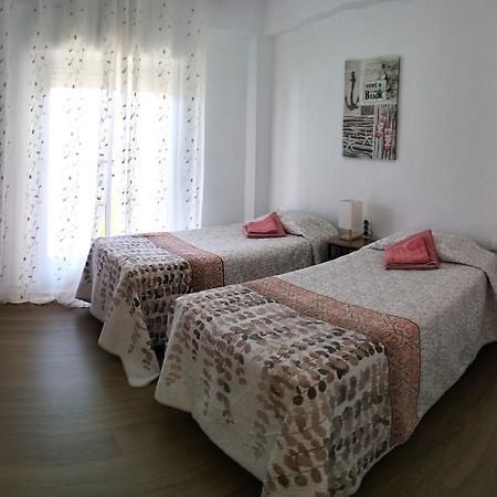 Ricardo Hostal Apartamento 3 Habitaciones Alicante Eksteriør bilde