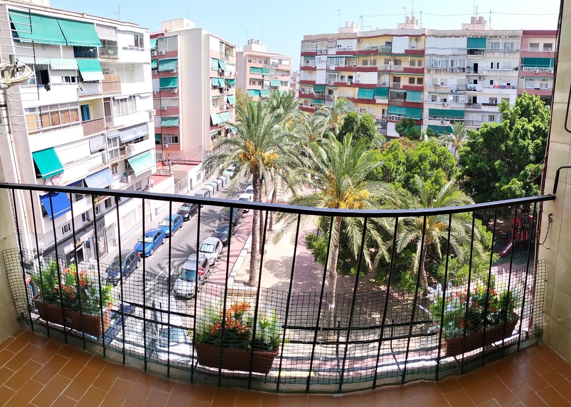 Ricardo Hostal Apartamento 3 Habitaciones Alicante Eksteriør bilde