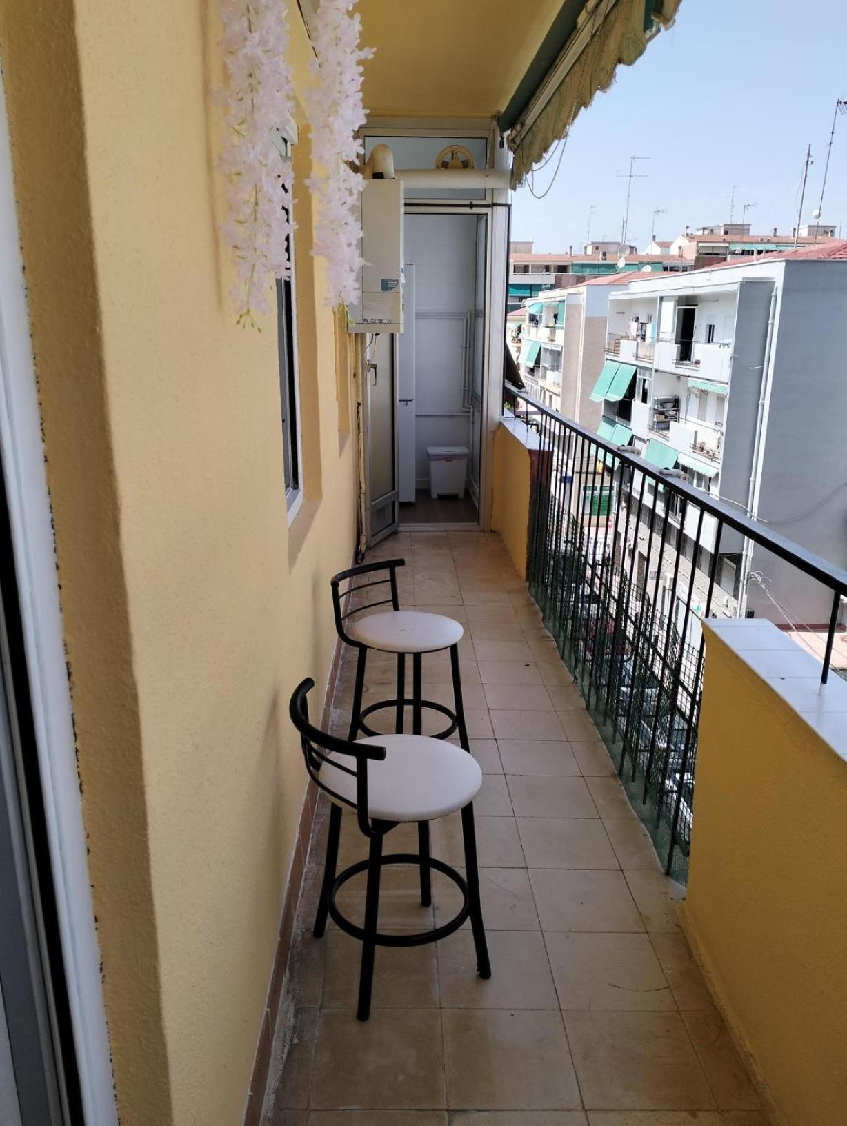 Ricardo Hostal Apartamento 3 Habitaciones Alicante Eksteriør bilde