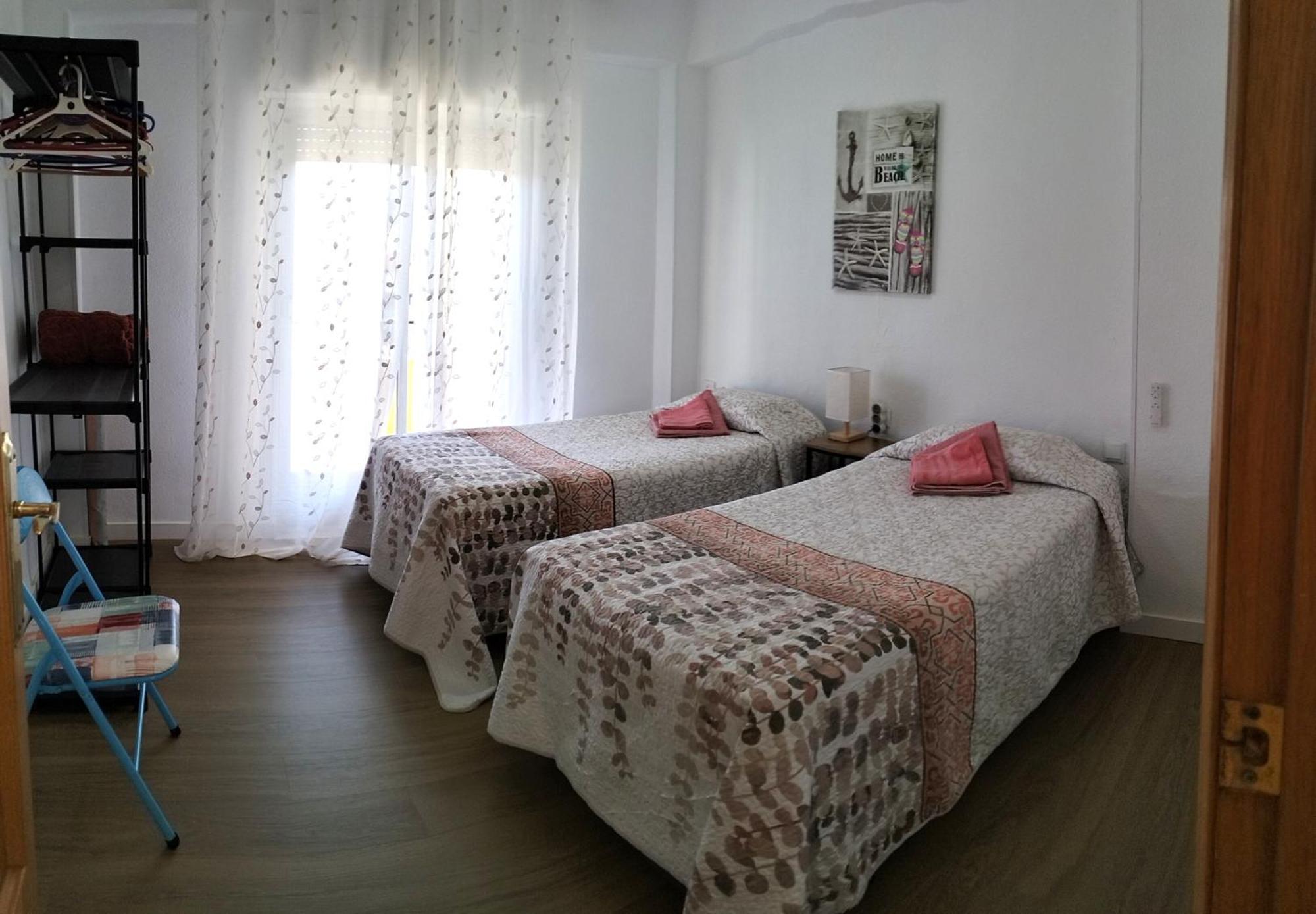 Ricardo Hostal Apartamento 3 Habitaciones Alicante Eksteriør bilde